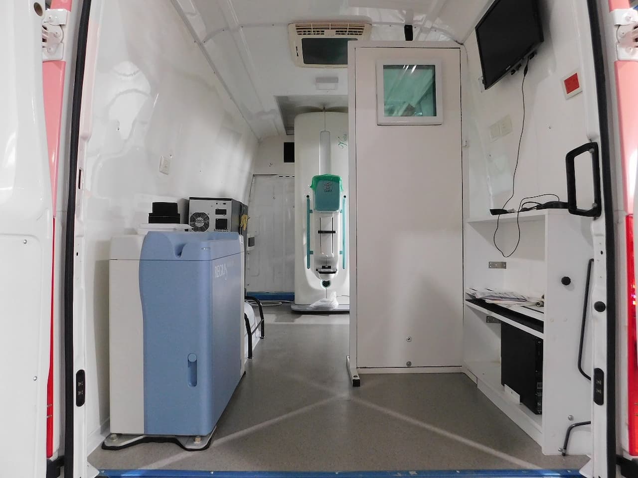 Interior 2 de Consultorio Móvil