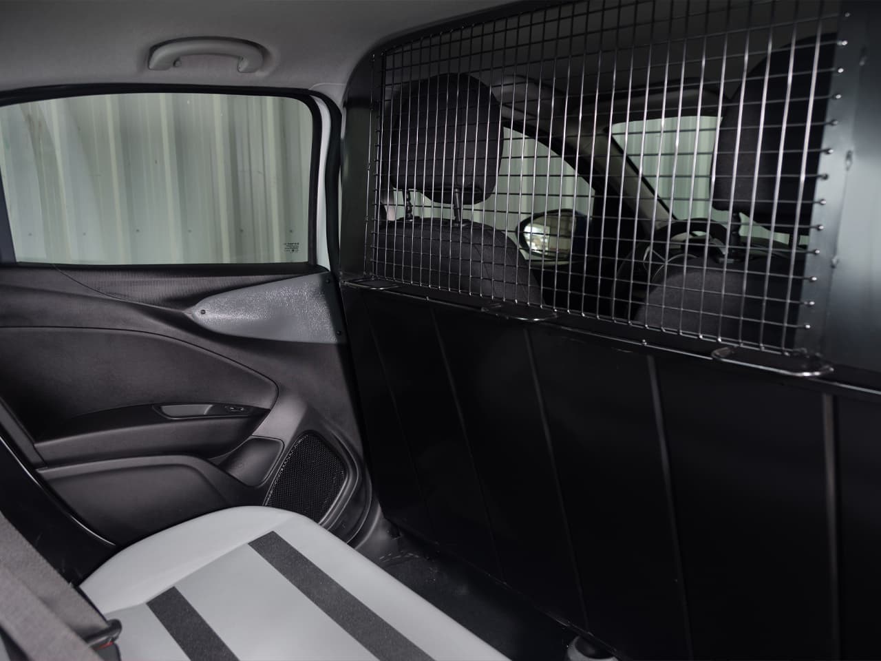 Interior 2 de Móvil Operativo