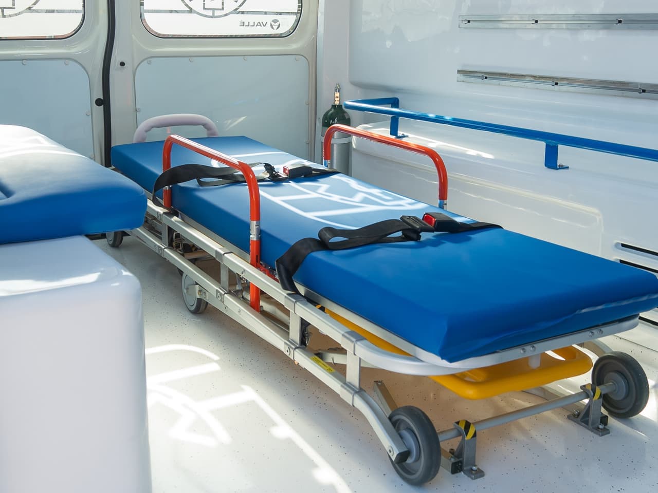 Interior 3 de Ambulancia UTIM