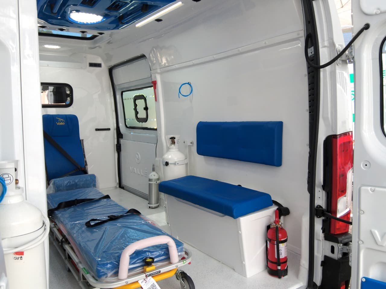 Interior 3 de Ambulancia UTIM