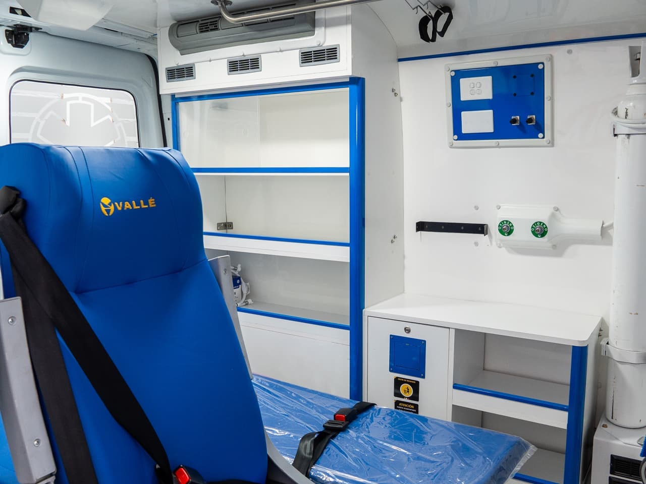 Interior 3 de Ambulancia UTIM